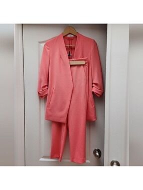 Babaton Blazer & Pant